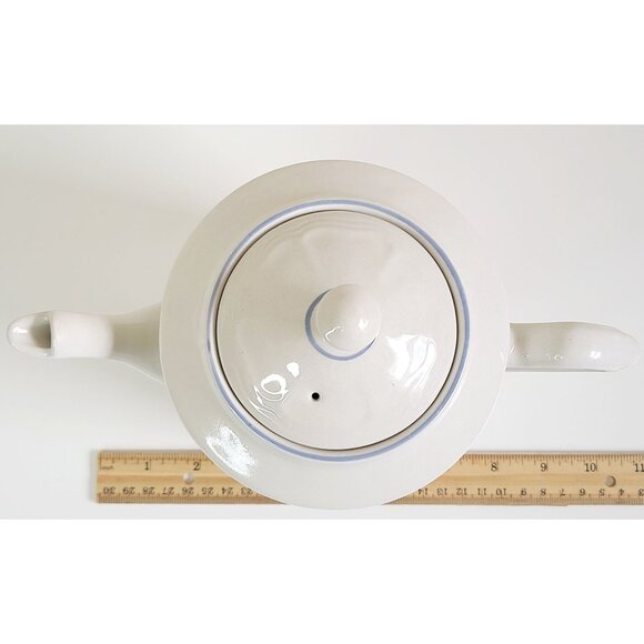 Vintage Spring Meadow Ceramic Teapot Floral Design Microwave & Dishwasher Safe - Picture 10 of 10